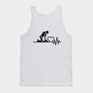 Football Player Praying Heartbeat Tank Top